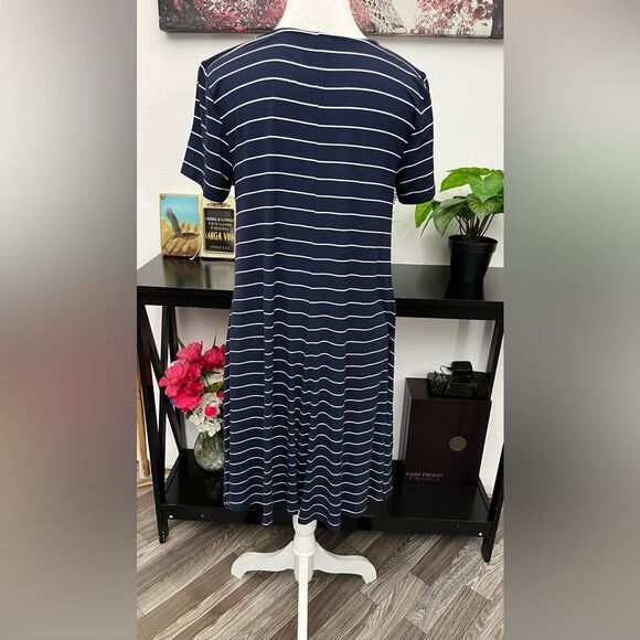 Old Navy Women’s shift Dress Striped Short Sleeve Round Neck Size M pullover - Picture 5 of 11